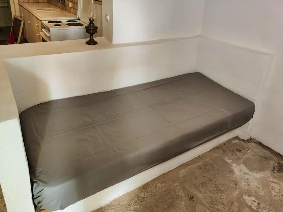 Στούντιο Σε Πέτρινο Σπίτι, Κοντά Σε Παραλία Apartment Kyparissia Exterior foto