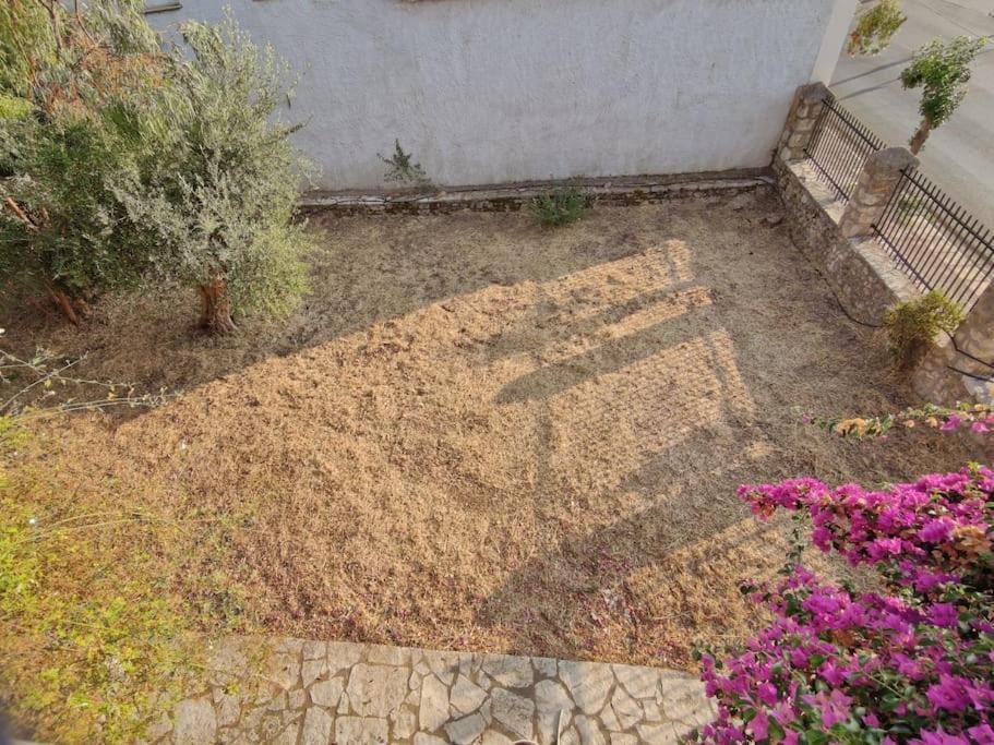 Στούντιο Σε Πέτρινο Σπίτι, Κοντά Σε Παραλία Apartment Kyparissia Exterior foto