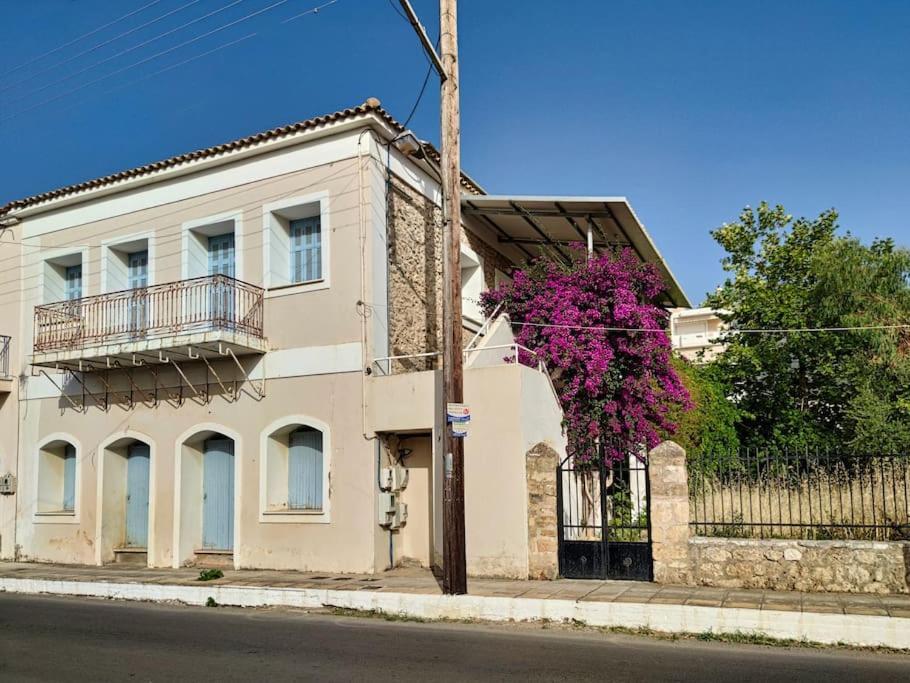 Στούντιο Σε Πέτρινο Σπίτι, Κοντά Σε Παραλία Apartment Kyparissia Exterior foto